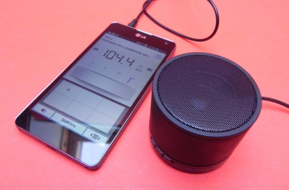 Colia Sound review: petrecerea Începe cu acest difuzor extern! (Video): colia_sound_black_beat_06jpg.jpg