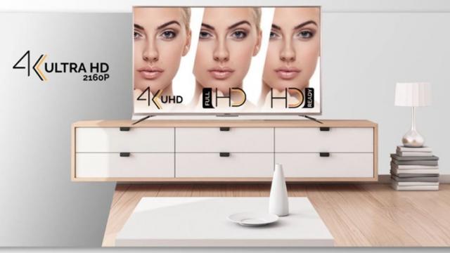 <b>Turul Magazinelor #390: Televizor 4K la sub 1300 lei, deshidrator cu 5 tăvi, Surface Book 2 în România, ceas cu alarmă 3D</b>Dacă aveați în plan achiziția unui televizor 4K, dar bugetul nu era tocmai generos, avem astăzi o sugestie pentru voi și asta pentru sub 1.500 lei. Tot în turul magazinelor cu numărul 390 veți descoperi un aparat pentru deshidratarea