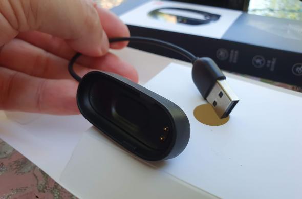 Xiaomi Mi Band 4: Xiaomi-Mi-Band-4_012.jpg