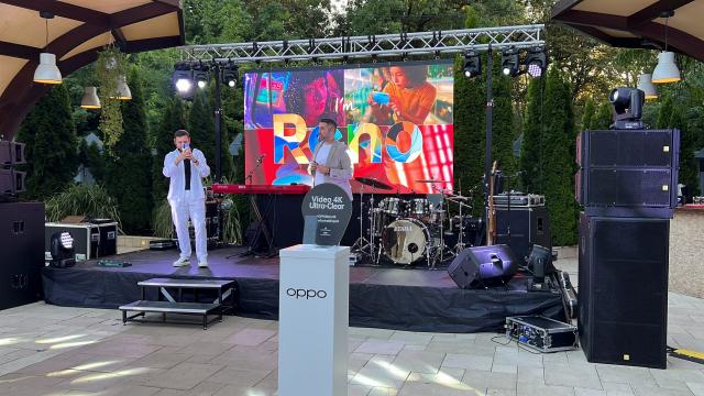 <b>OPPO Reno10 îţi aduce o vacanţă exotică în Tenerife (+ impresii lansare de la piscină, concert Raluka)</b>Pe 18 iulie 2023 am fost invitat să particip la evenimentul de lansare a seriei OPPO Reno10 în România şi a fost unul elegant şi chic. Asta pentru că s-a ţinut la Clubul Diplomatic din Bucureşti, la piscină. Am fost acolo în primul rând pentru