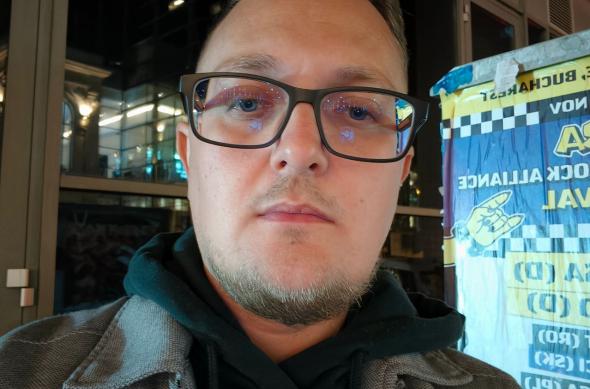 OPPO Find X9 Pro - Mostre noapte (selfie): OPPO-Find-X9-Pro-Mostre-noapte-selfie_005.jpg