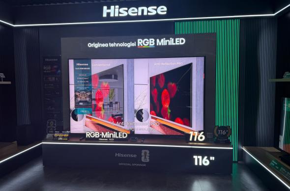 Hisense UX ULED RGB MiniLED - Fotografii: Hisense (1).jpg