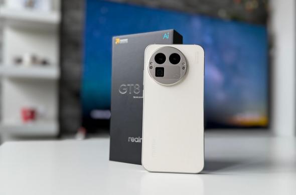 realme GT 8 Pro - Unboxing: realme-GT-8-Pro-Unboxing_002.jpg