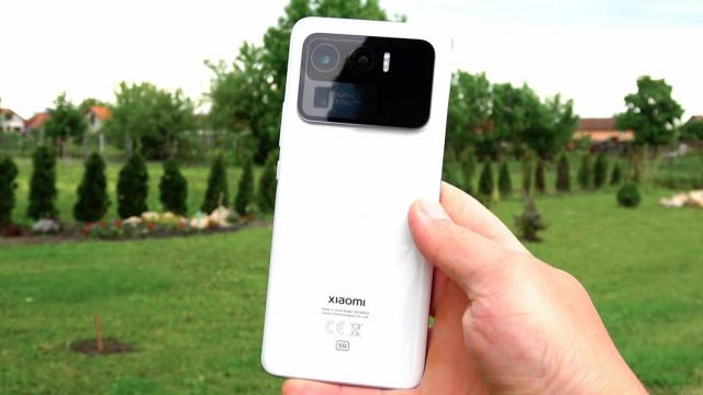 <b>Xiaomi ajunge pe locul 2 în topul producătorilor smartphone! Depășește Apple și concurează cot la cot cu Samsung</b>După banarea Huawei de către SUA mai multe companii au avut de câștigat în ceea ce privește numărul de vânzări și cota de piață. Xiaomi este unul dintre producătorii chinezi asupra cărora fanii Huawei s-au îndreptat din cauza lipsei serviciilor Google