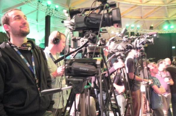 MWC 2012: Conferința completă HTC de la Mobile World Congress - debutul seriei HTC One și condiții ideale de live blogging (Video): dscn9906jpg.jpg