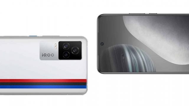 <b>Vivo IQOO 7 va debuta cu procesor Snapdragon 888 și ecran de 120HZ pe data de 11 ianuarie 2021</b>Seria de telefoane Vivo X60 s-a lansat ieri, fiind primele telefoane cu noul procesor Samsung Exynos 1080. Totuși, Vivo pregătește și un flagship cu Snapdragon 888 la bord, demn de 2021. Despre Vivo IQOO 7 scriam acum câteva zile. Telefonul făcându-și