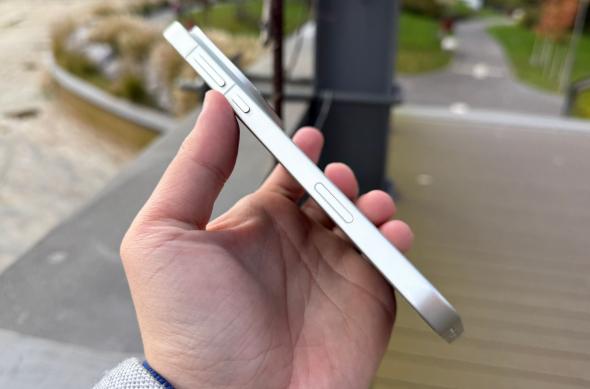 OPPO Find X9 Pro - Design(2): OPPO-Find-X9-Pro-Design_002.jpg