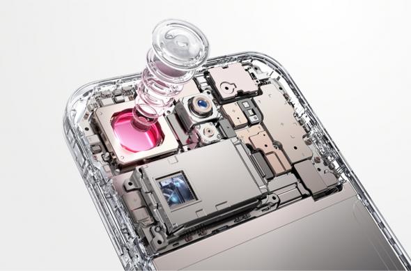 Seria OPPO Find X9 - Fotografii oficiale: 02. OPPO Find X9 Pro Camera Module.jpg