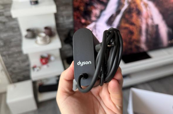 Dyson V16 Animal Submarine - Unboxing: Dyson-V16-Unboxing_031.jpg