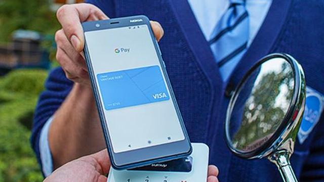 <b>O reclamă Nokia pare a face aluzie la sosirea lui Google Pay în România; Luăm în calcul și o posibilă eroare de comunicare</b>Marile companii de pe piață au asociată și o pagină de Facebook, acolo unde își promovează produsele și dezvăluie tot soiul de teasere. Astăzi descoperim că Nokia Mobile a dezvăluit în ultima săptămână un material promoțional ce face