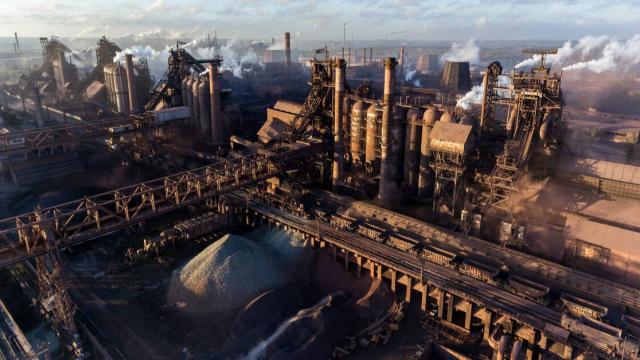 <b>Noua criză a componentelor porneşte din Ucraina, care produce jumătate din gazul neon vital pentru cipuri</b>Războiul dintre Rusia şi Ucraina nu a prăbuşit doar bursele din toată lumea, ci are efecte şi în lumea tehnologiei. Dincolo de interdicţia Facebook şi Instagram în Rusia, aflăm că vor fi şi probleme la nivel hardware global, după ce producţia