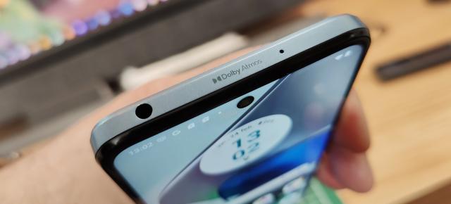 Motorola Moto G23: Conectivitate 4G, dual SIM, cu viteze decente + NFC pentru plăți contactless
