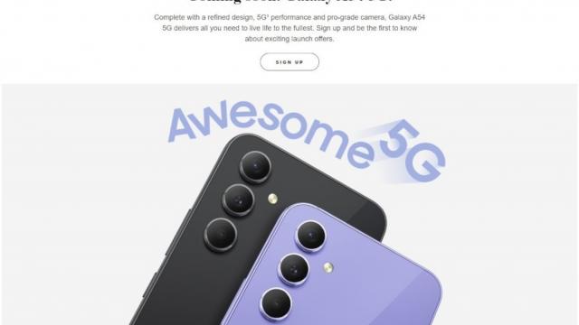 <b>Samsung Galaxy A54 primește teasere noi înainte de presupusa lansare programată pe 15 martie</b>Data de 15 martie asociată lansării lui Samsung Galaxy A54 este pe cale de a fi confirmată, asta luând în calcul faptul că avem un nou teaser publicat online. În imaginea cover de mai sus vedem telefonul pe două variante de culoare, pe negru