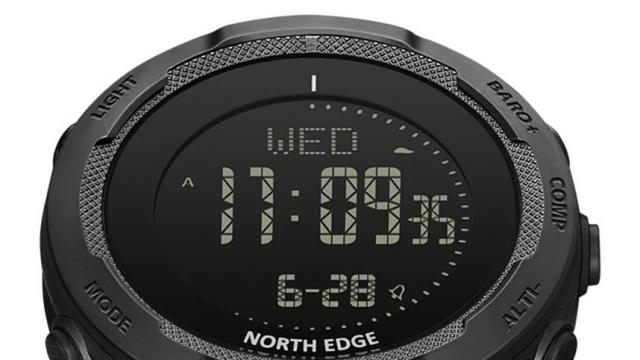 <b>North Edge Vertico costă acum doar 199 lei și este un ceas digital robust cu funcții smart, rezistență 5ATM</b>Astăzi am găsit în oferta celor de la Cafago un smartwatch tare interesant, mai ales pentru cei care apreciază stilul robust dar în același timp vor și minimalism. Se numește North Edge Vertico și este un ceas smart bărbătesc, cu certificare 5ATM