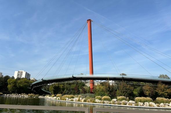 Apple iPhone 15 - Mostre Foto (ziua): iPhone-15-Mostre-wide_019.jpg