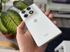Motorola RAZR Fold: Benchmark-uri în linie cu fratele Signature, asigurate de Snapdragon 8 Gen5