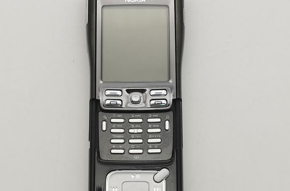 Nokia N91: ee8d5ec75eec19b06e3d95164cd23611c7e3e088_original.jpeg