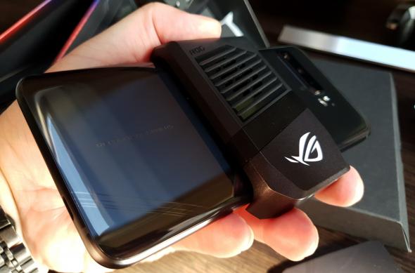 ASUS ROG Phone 3 - Unboxing: ROG-Phone-3_058.jpg