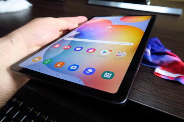 Samsung Galaxy Tab S6 Lite (LTE) - Fotografii Hands-On