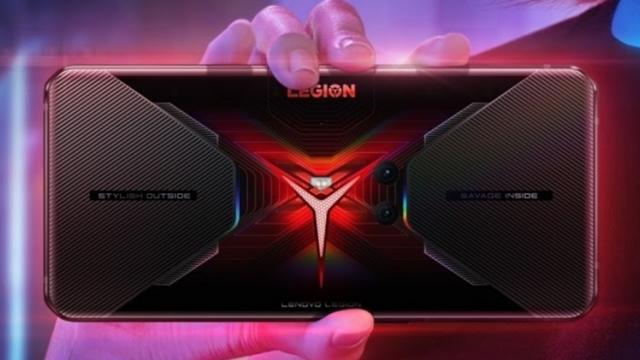 <b>Legion Duel este primul telefon de gaming Lenovo; Vine cu procesor Snapdragon 865+, cameră pop up selfie laterală</b>Lenovo a prezentat astăzi primul său telefon de gaming, modelul Legion Duel (Legion Pro in China), care a avut o sumedenie de teasere în ultimele luni. Legion e un brand cunoscut în zona laptop-urilor de gaming