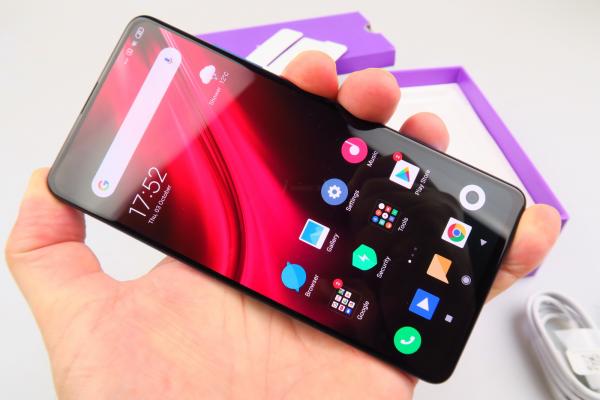 Xiaomi Mi 9T: OS, UI, aplicaţii cu mare axare pe securitate, optimizare