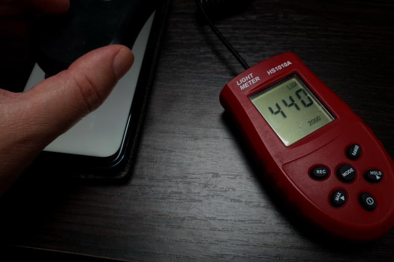 Luminozitate display Huawei P40 Lite și ecranul văzut la microscop: Huawei-P40-Lite_025.jpg