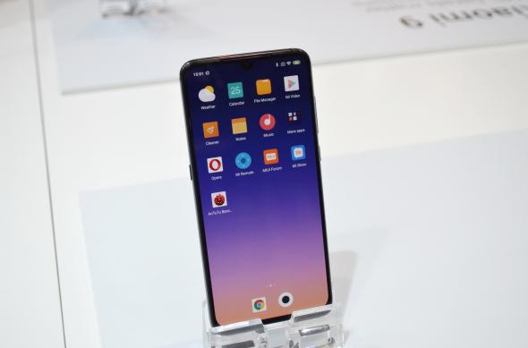 Xiaomi Mi 9, fotografii hands-on de la MWC 2019 din Barcelona: Xiaomi-Mi-9_01.JPG