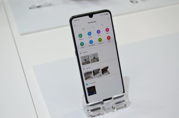 Xiaomi Mi 9, fotografii hands-on de la MWC 2019 din Barcelona: Xiaomi-Mi-9_05.JPG
