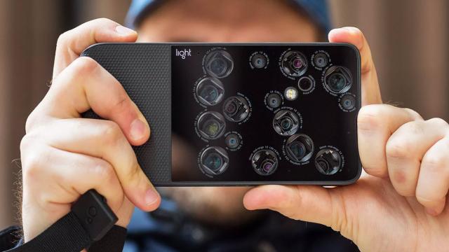 <b>După Nokia şi Sony, Xiaomi încheie un parteneriat cu Light pentru tehnologia sa foto</b>Cei de la Light sunt în verva acum, între parteneriatul cu Nokia pentru Nokia 9 Pureview şi cu Sony pentru Xperia 1. Sesizând hype-ul şi talentul echipei sale de ingineri, Xiaomi a anunţat la rândul său o colaborare cu această companie.