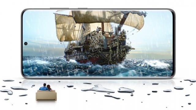 <b>Samsung Galaxy S20+ este aici: mai mare, cu extra Bokeh, baterie, 5G şi ecran de 120 Hz</b>Samsung a anunţat pe 11 februarie la ora 21:00 noua sa serie de telefoane Galaxy S20. Include 3 telefoane, de fapt 5 dacă luăm în calcul variantele 4G şi 5G de Galaxy S20 şi S20+. Am scris deja despre Galaxy S20