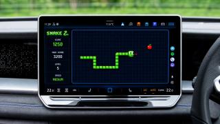 Android Auto primește jocuri pe ușa din dos: Xtream Player adaugă șah și Connect 4 pe ecranul mașinii