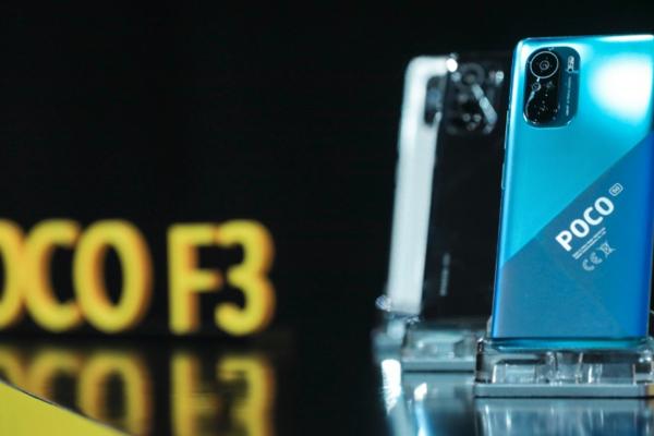POCO F3 a debutat oficial! Telefon 5G cu ecran AMOLED, refresh rate de 120Hz,  CPU Snapdragon 870 și difuzoare stereo