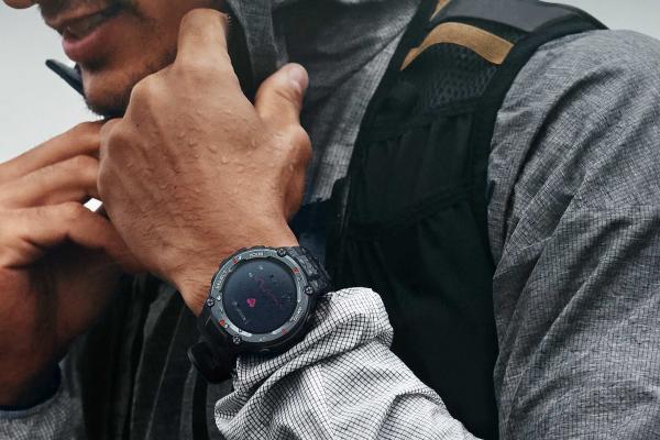 Xiaomi Amazfit T-Rex Pro - Fotografii oficiale
