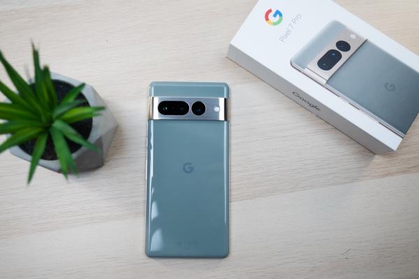 Google Pixel 7 Pro: Design-ul cel mai plăcut din 2022