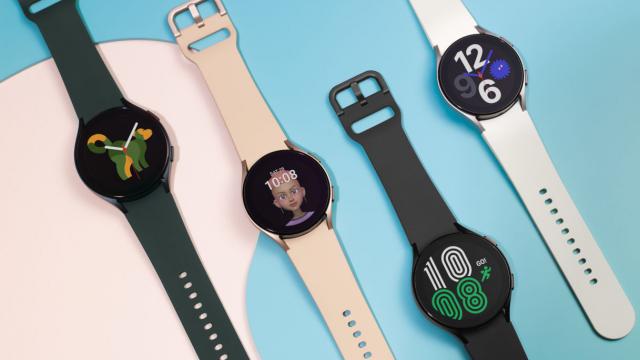 <b>Ceasurile Samsung Galaxy Watch ar putea primi ecran microLED în 2024</b>După ce am aflat planurile Samsung cu privire la Galaxy S24, mai precis lipsa unui Galaxy S24+, acum descoperim şi ce ne aşteaptă în 2024 cu privire la ceasurile Galaxy Watch. Firma sud coreeană ar plănui să treacă la panouri microLED pentrU