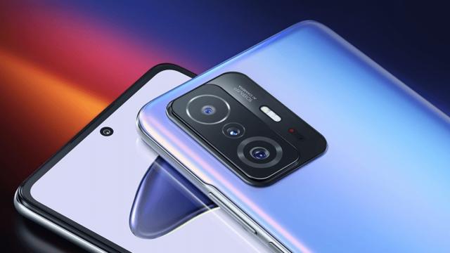 <b>Turul Magazinelor #1217: Xiaomi 11T Pro la ofertă, laptop de gaming cu 2000 lei mai ieftin, reducerea zilei la procesor Ryzen</b>Am ajuns şi în acel moment deprimant al anului, imediat după Blue Monday, dar probabil aţi trecut cu bine de această zi. Asta înseamnă că vă puteţi recompensa cu nişte cumpărături. Am adunat o serie de produse atractive, în frunte cu un Xiaomi 11T Pro