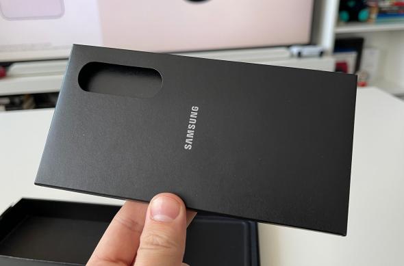 Samsung Galaxy S23 FE - Unboxing: Samsung-Galaxy-S23-FE-Foto-produs_006.jpg