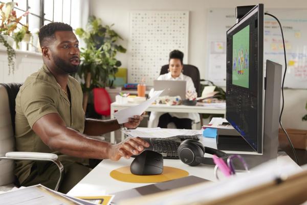 Inovații la CES 2024: Perifericele HP Poly au sosit și aduc un plus de confort și performanță