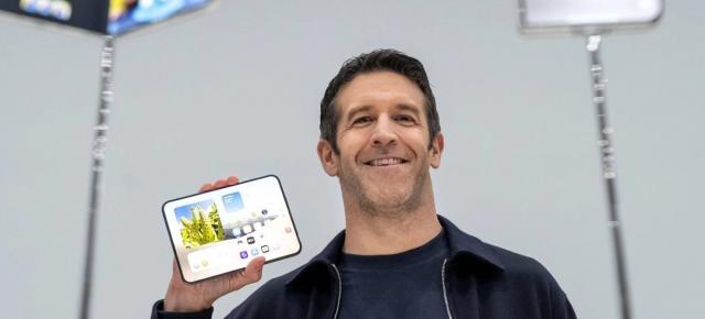 John Ternus intră mult mai des în studiourile Apple decât Tim Cook; Designul și ingineria ajung direct sub controlul noului CEO