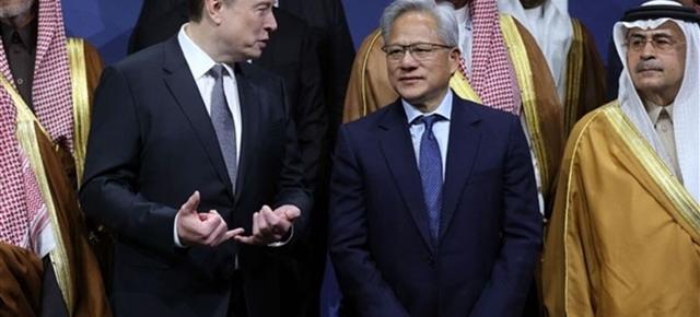 China ar putea reduce rapid decalajul din semiconductori, spun Jensen Huang și Elon Musk; EUV rămâne însă obstacolul major