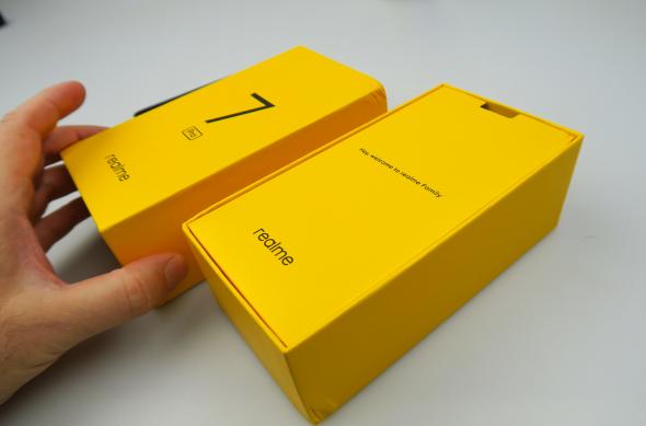 Unboxing Realme 7 Pro (conținutul cutiei): Realme-7-Pro_057.JPG