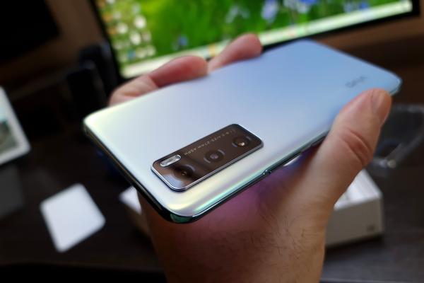 Vivo Y70 review în limba română (Evaluare Mobilissimo)