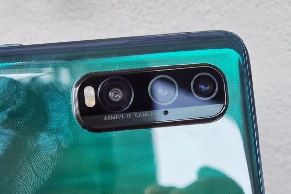 Oppo Find X2: Camera are stabilizare perfectă, stă bine la detalii, Macro, zoom