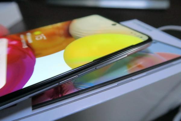 Turul Magazinelor #705: Mop robot, Galaxy A71 şi Huawei P Smart 2019 sub preţul pieţei + accesorii AirPods