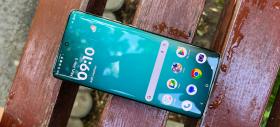 Motorola edge 60 Pro Unboxing: primul telefon cu Perplexity AI, primul moto cu baterie Siliciu-Carbon