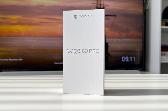 Motorola edge 60 Pro - Unboxing: Motorola-edge-60-Pro-Unboxing_001.jpg
