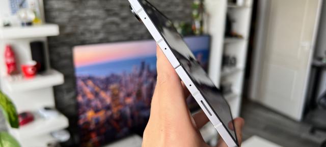 Samsung revine în lupta pliabilelor cu un Galaxy Z Fold7 ce va avea doar 3.9mm grosime în format extins