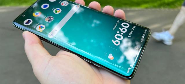 Motorola edge 60 Pro: Schimbarea de procesor a fost inspirată, cu mult ca performanță în benchmark-uri peste predecesor