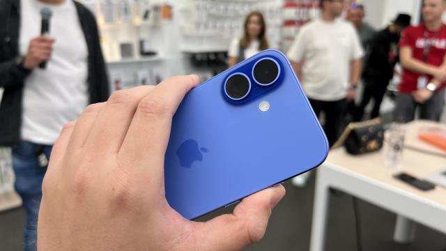<b>De ce avem de așteptat până în martie 2027 pentru iPhone 18? Și când vine primul pliabil Apple</b>Analistul Ming Chi Kuo este din nou la treabă și ne aduce astăzi detalii despre planurile Apple pentru următorii 2 ani, fiind pregătită aparent o schimbare majoră pentru lansările companiei. Dacă în această toamnă vom avea