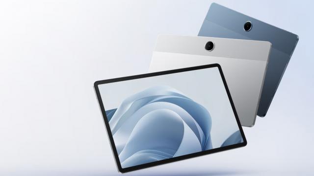 <b>OPPO Pad SE debutează în Malaezia: O tabletă accesibilă pentru muncă și divertisment, cu display 2K de 11 inch, baterie mare</b>OPPO a lansat oficial prima sa tabletă din 2025 pentru piața din Malaezia. E vorba despre OPPO Pad SE, variantă gândită pentru tineri care vor o soluție echilibrată pentru muncă și divertisment. Nu e clar dacă ajunge în România, dar are un preț